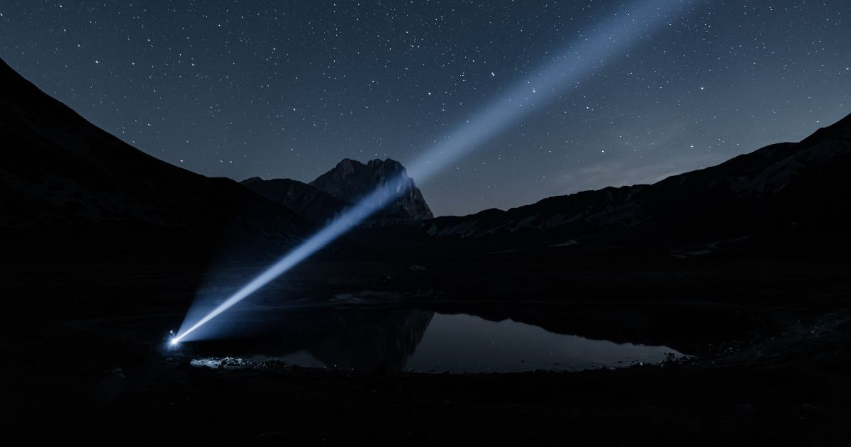Best Backpacking Flashlight