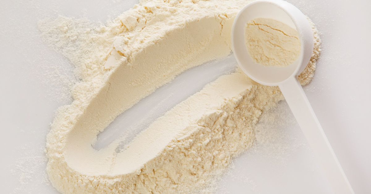 protein powder and scoop