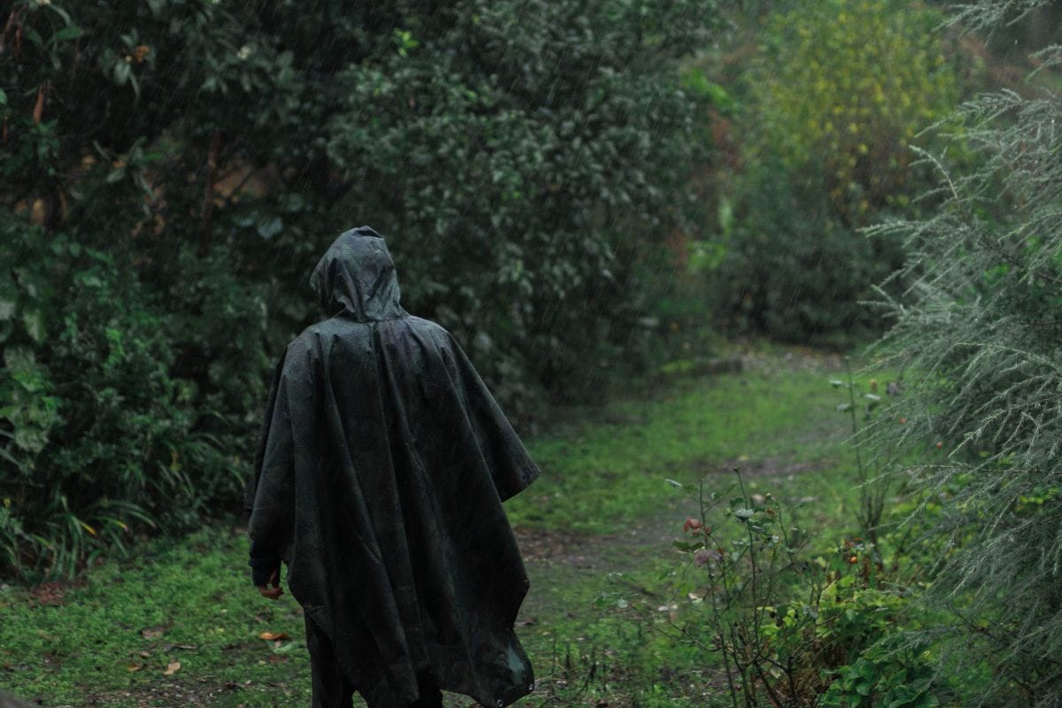 Backpacking Poncho vs Rain Jacket: Which Reigns Supreme for Hikers?