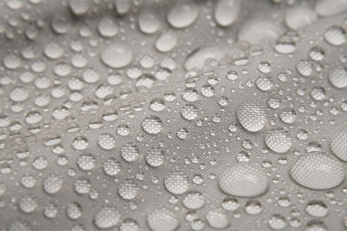 Backpacking Poncho vs Rain Jacket: Which Reigns Supreme for Hikers?
